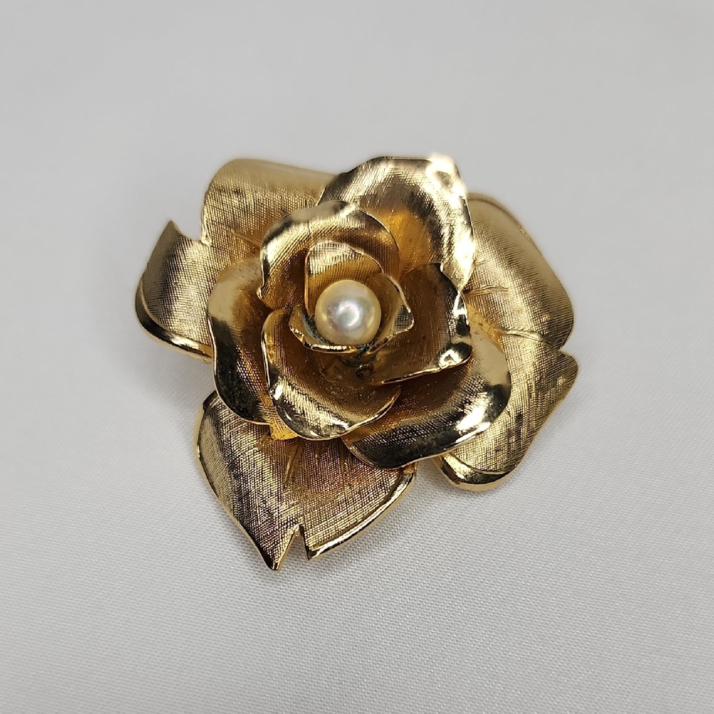 Vintage Gold Rose Brooch with Pearl Accent